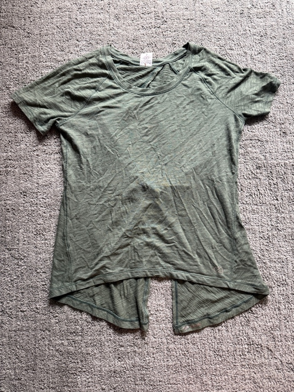 CALIA by Carrie Underwood Olive Green Short Sleeve High-Low Tee